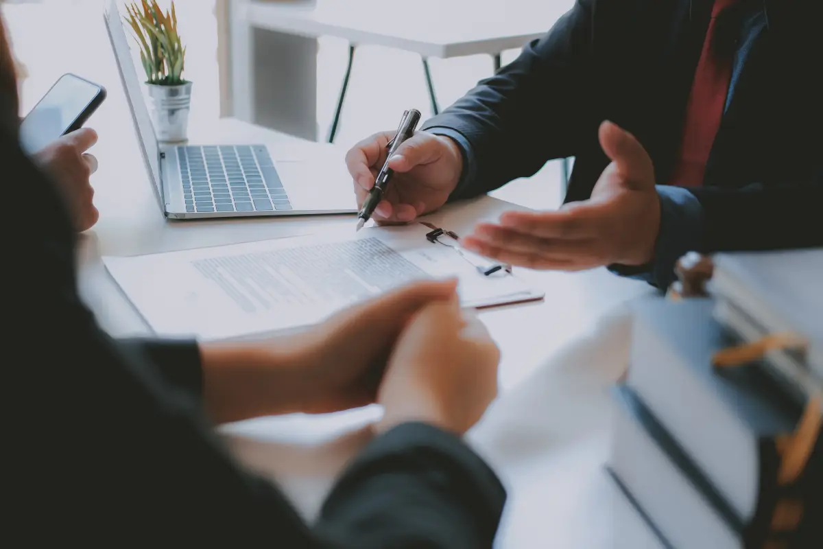 When Paychecks Vary, Smarter Tenant Screening in Niantic Makes the Difference