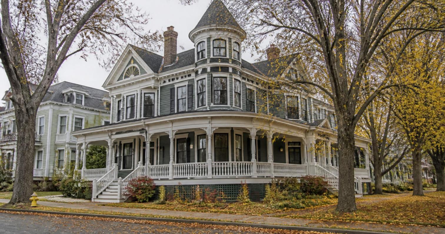 Norwich, CT Property Management: A Landlord's Guide to the Rose City Rental Market